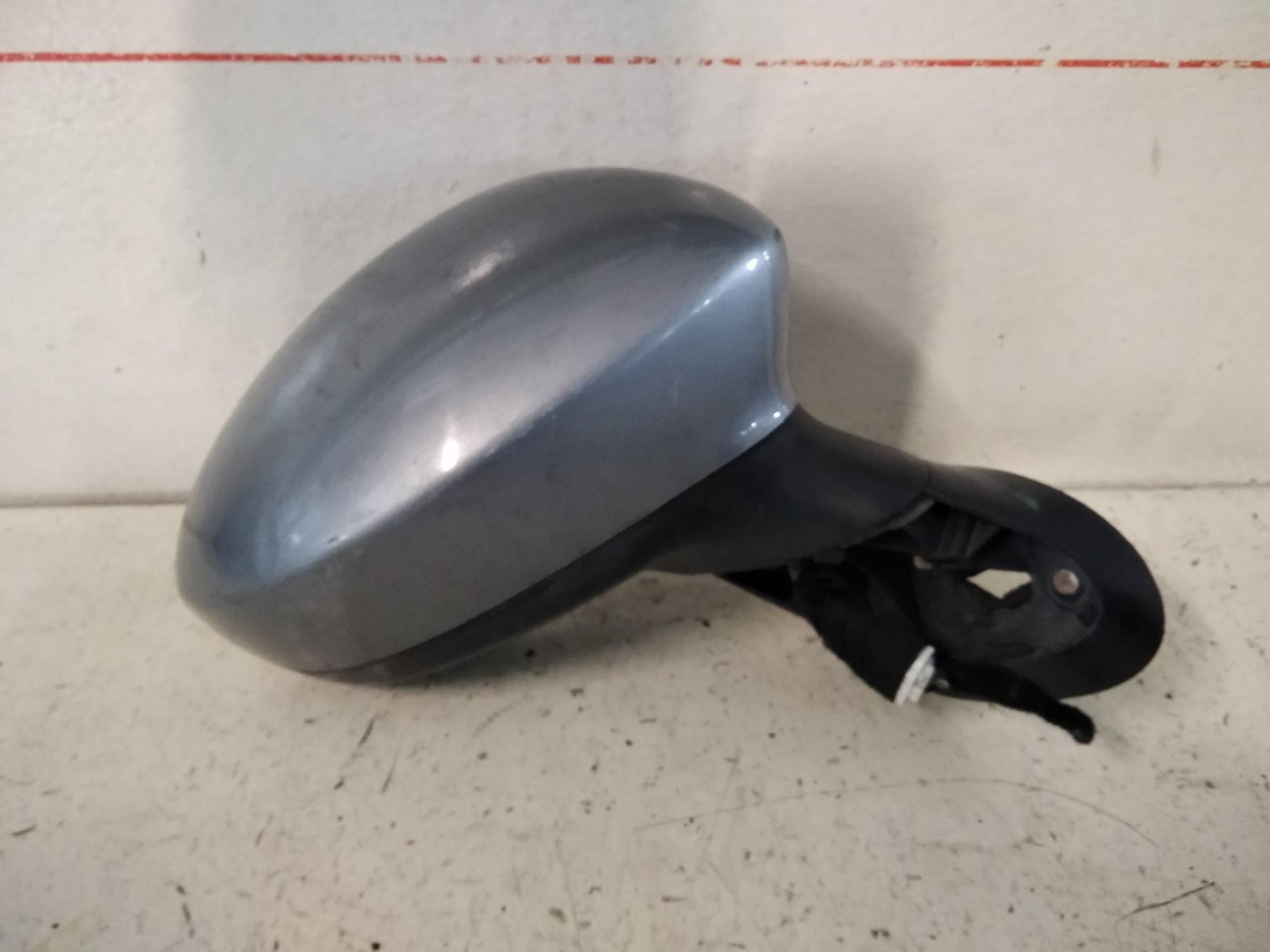 Retrovisore est. dx.